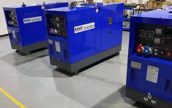 Saldatura con KOVO Diesel Dual Holder Permanent Magnet Welder Generator DC600A DGW500 a 85V di tensione di uscita